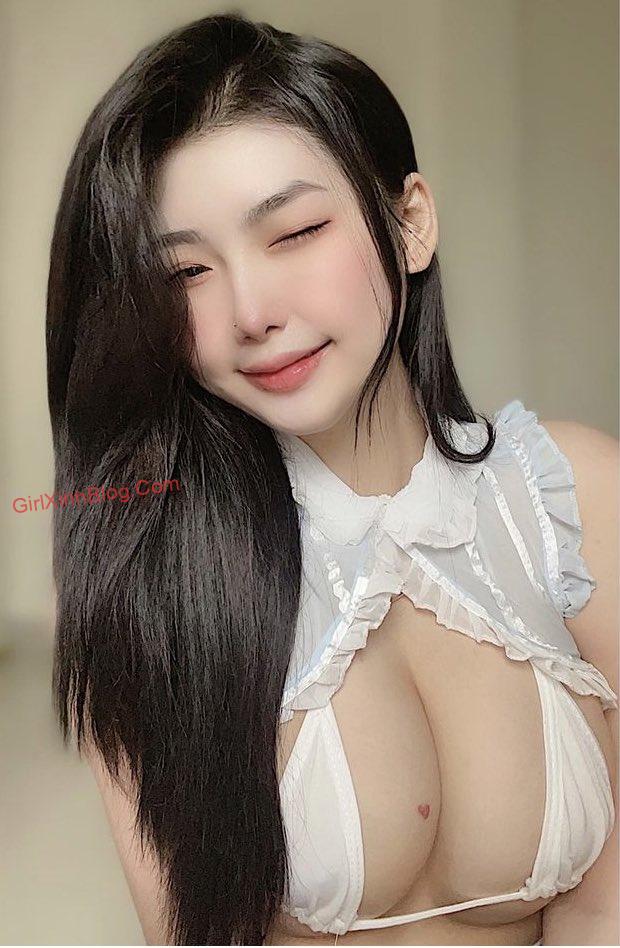 Gái dú bự Ảnh sex gái xinh dú to sexy ngực bự khủng không che